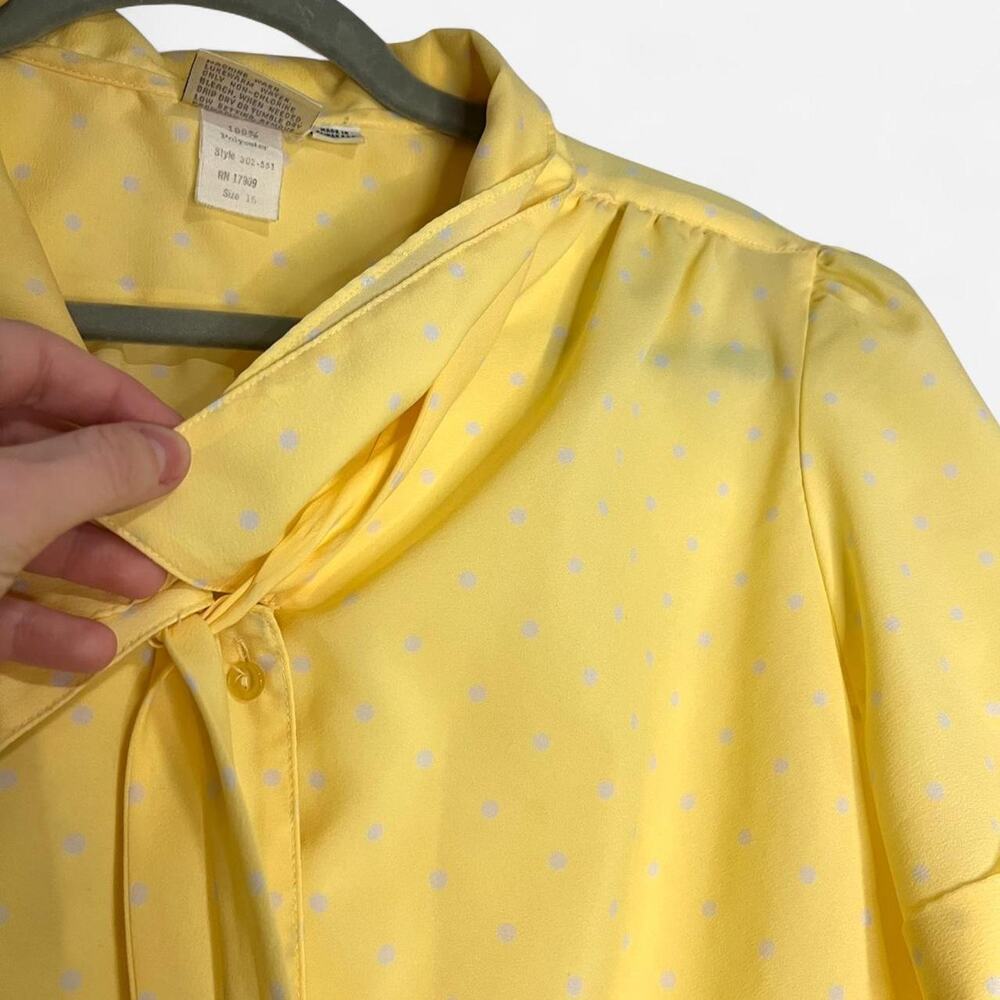 Vintage 80s/90s Era “Pykettes” Butter Yellow Polka Dot Blouse - Picture 6 of 8